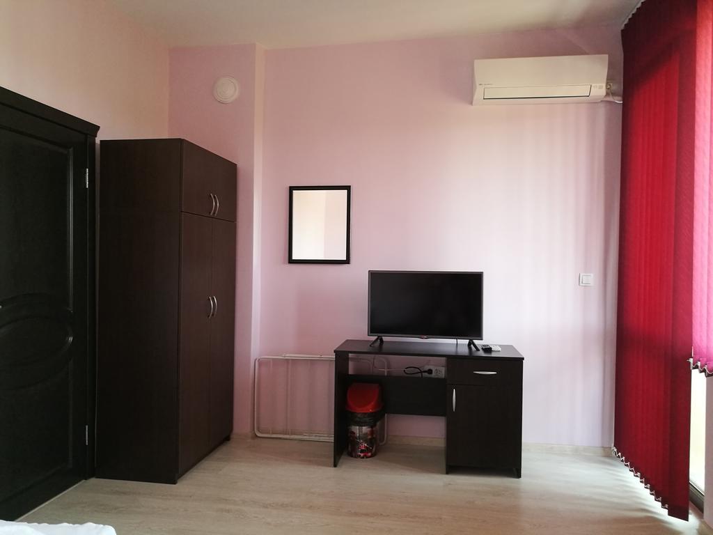 Guest House Karaulanov Elhovo  외부 사진